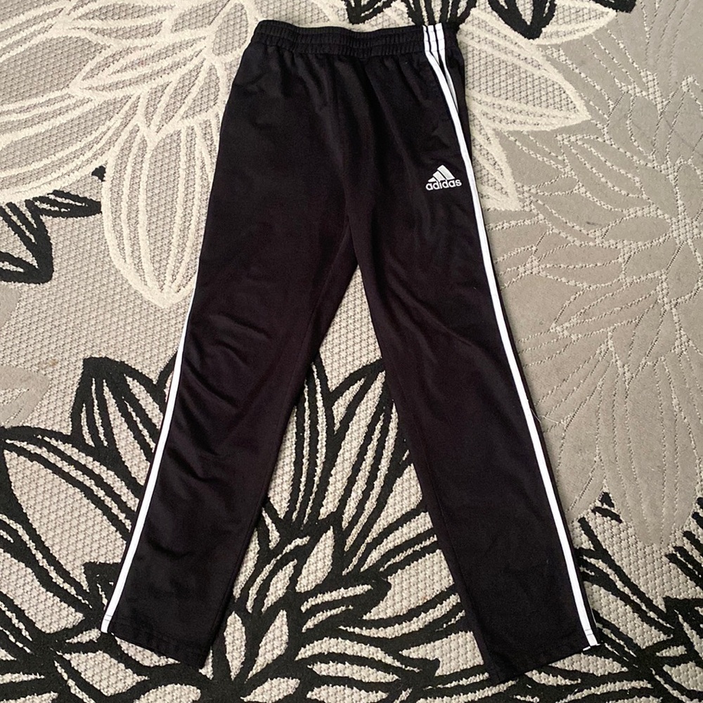 Youth Medium Black Adidas Joggers